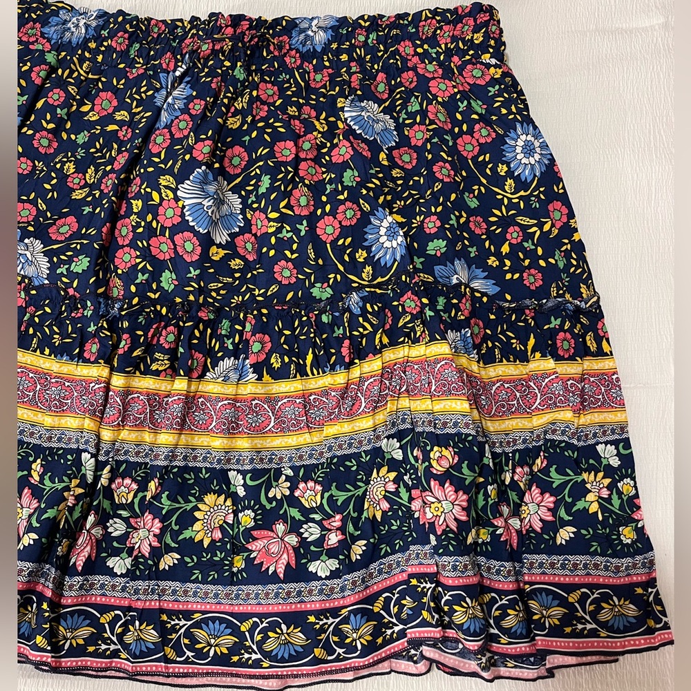 High waisted navy floral print ruffle skirt